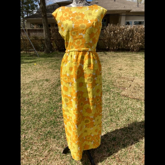 Vintage Dresses & Skirts - Vintage Yellow Orange 70s Handmade Floral Dress